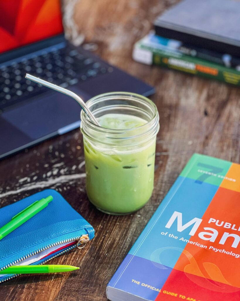 pistachio matcha latte
